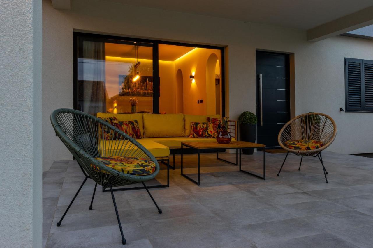 Vintage House Bella Vita Biograd Na Moru Extérieur photo